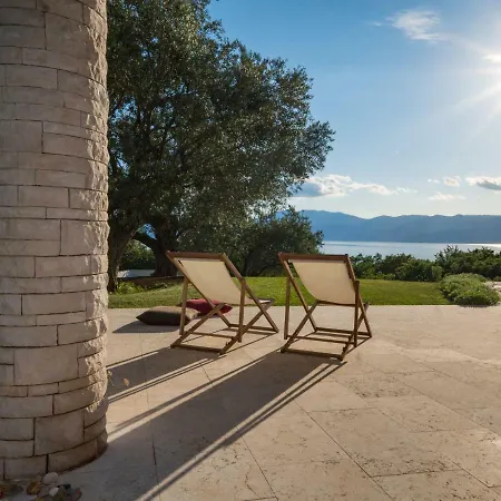 Kamik By Interhome * كوسترينا